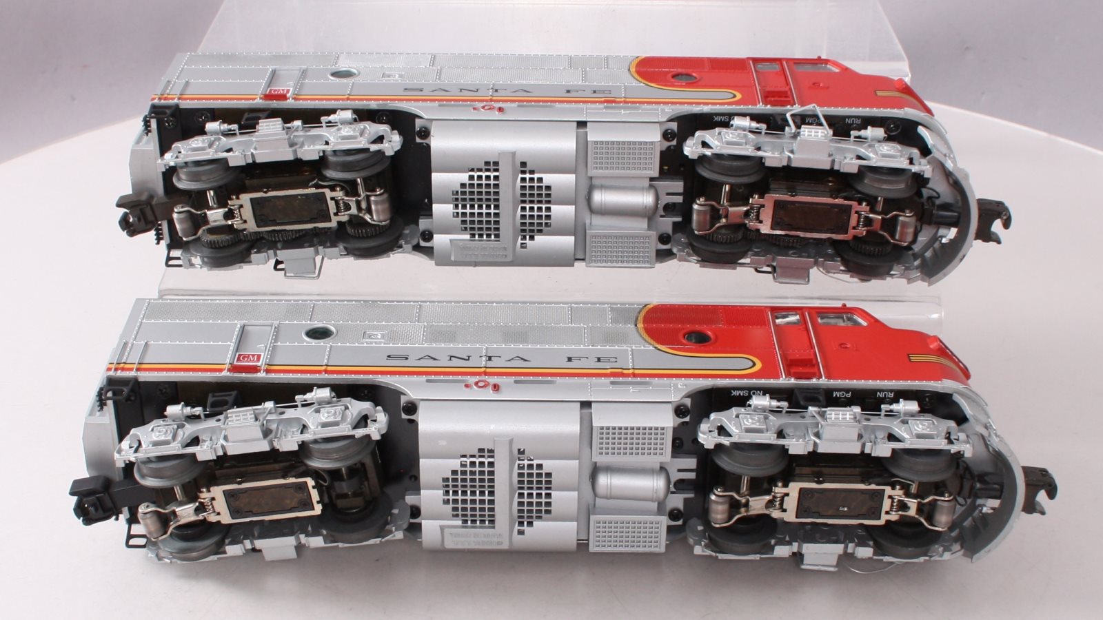 Lionel 6-34573 O Santa Fe Warbonnet F3 A-A Diesel Set