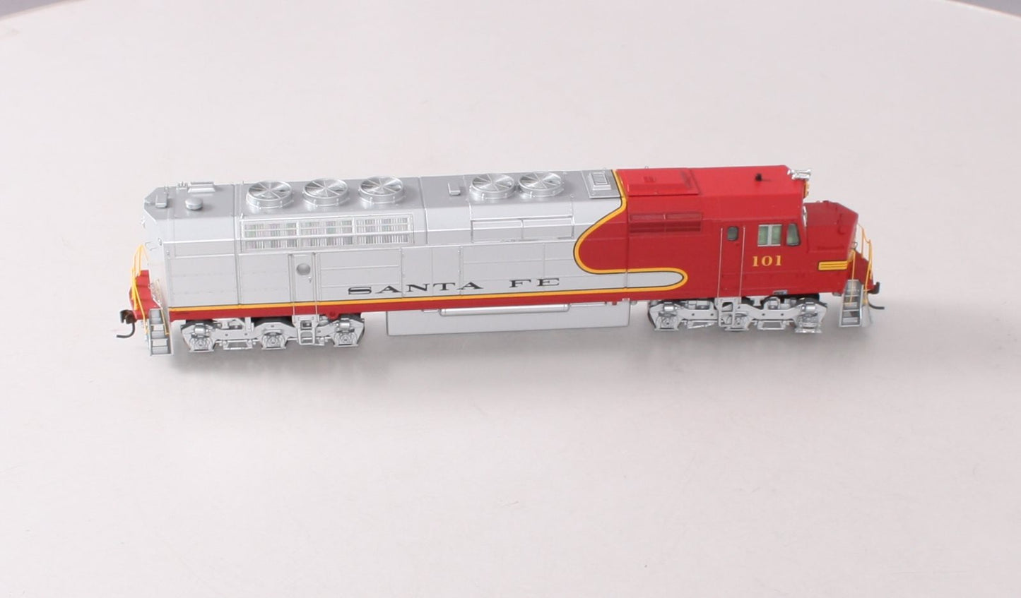 Athearn G67661 HO Santa Fe/Superchief FP45 Diesel Locomotive w/DCC & Sound #101