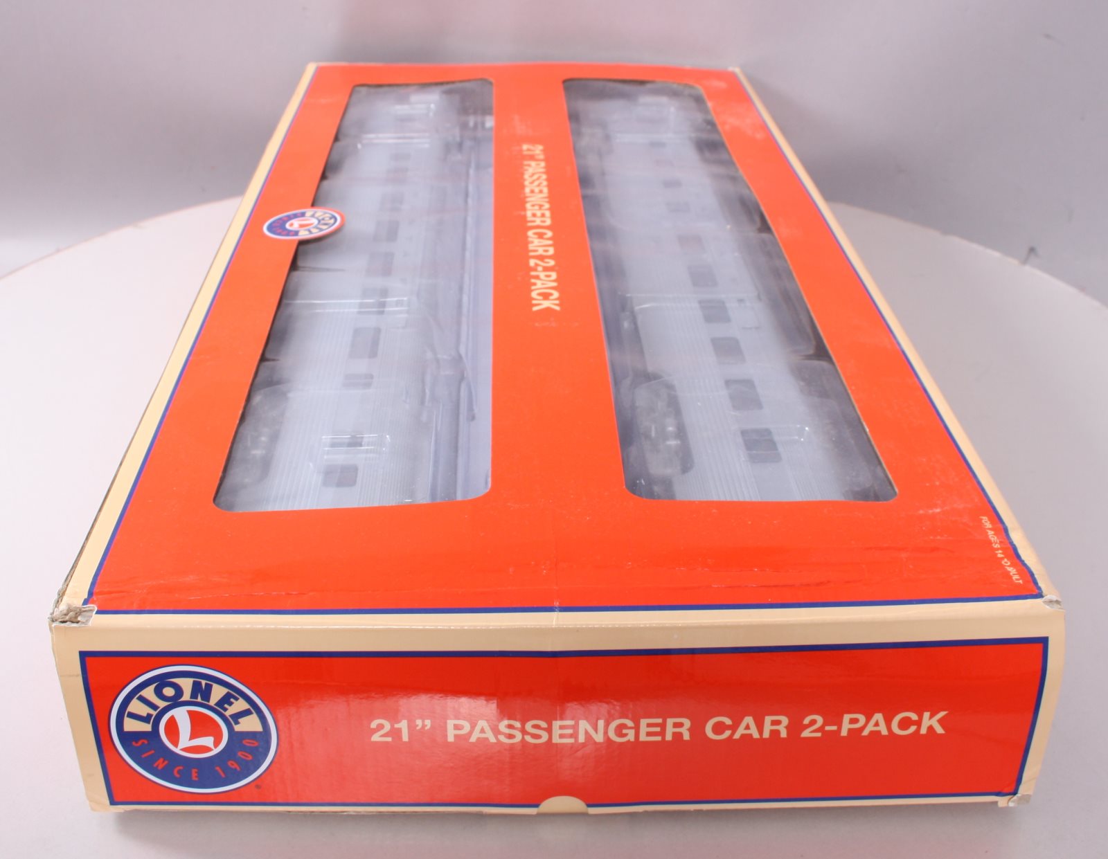 Lionel 1927020 O Santa Fe Passenger 2 Car Set #1