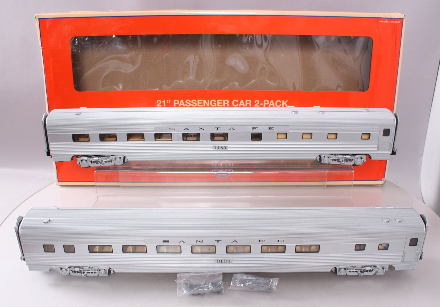 Lionel 1927020 O Santa Fe Passenger 2 Car Set #1