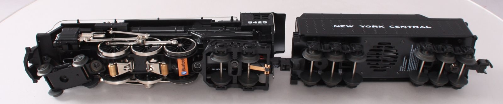 Lionel 6-84934 O New York Central LionChief+ Hudson Steam with Bluetooth #5425