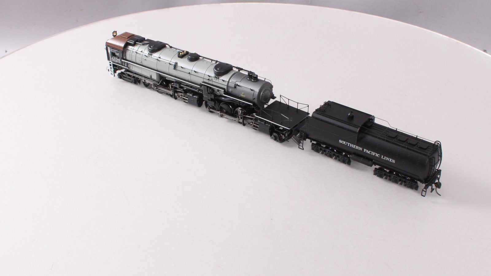 Broadway Limited 2679 HO SP Baldwin 4-8-8-2 AC5 Cab Forward Steam #4125 w/ DCC