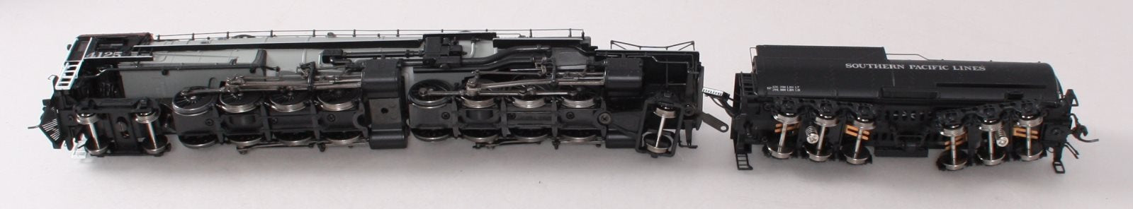 Broadway Limited 2679 HO SP Baldwin 4-8-8-2 AC5 Cab Forward Steam #4125 w/ DCC