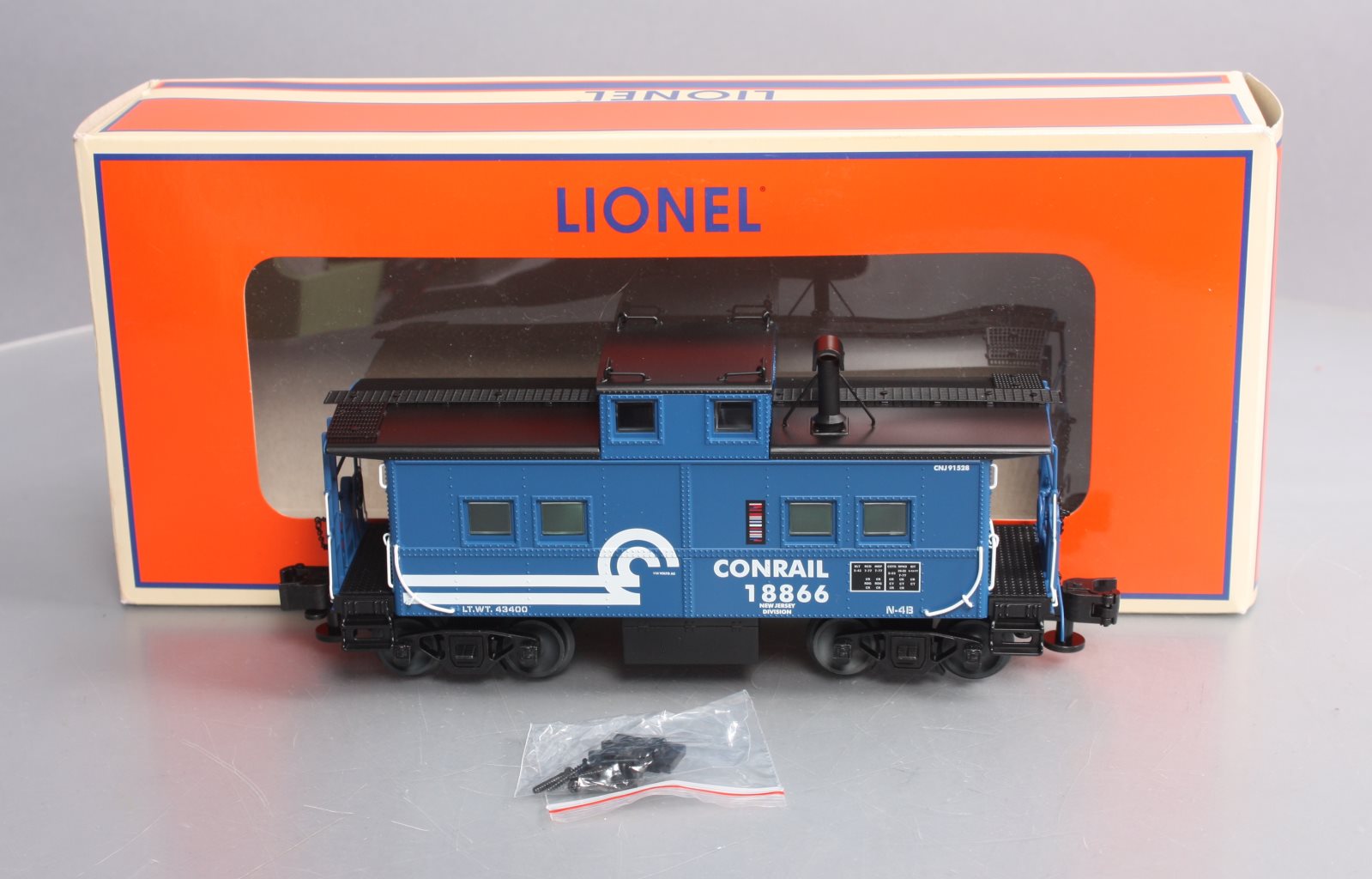 Lionel 6-84137 Conrail Northeast Caboose #18866