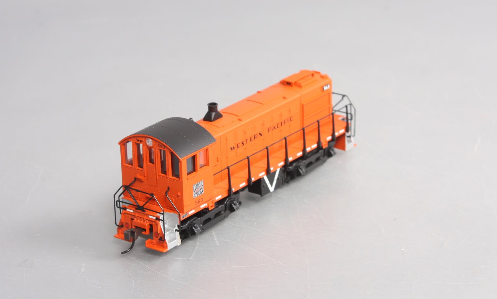 Atlas 8762 HO Scale Western Pacific Alco S-4 Diesel Locomotive # 563