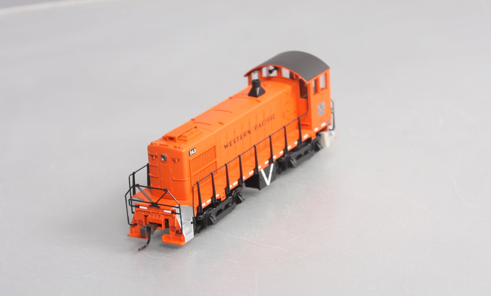 Atlas 8762 HO Scale Western Pacific Alco S-4 Diesel Locomotive # 563