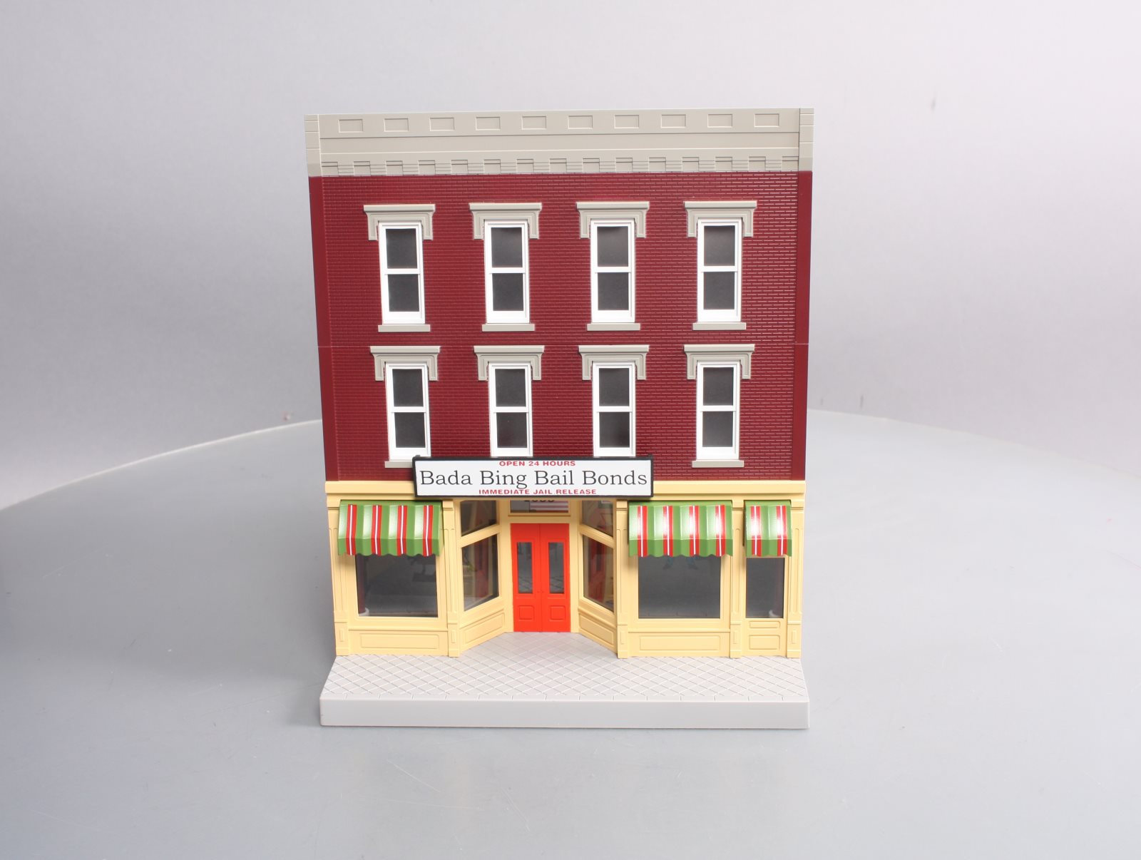 MTH 30-90597 Bada Bing Bail Bonds 3-Story City Building