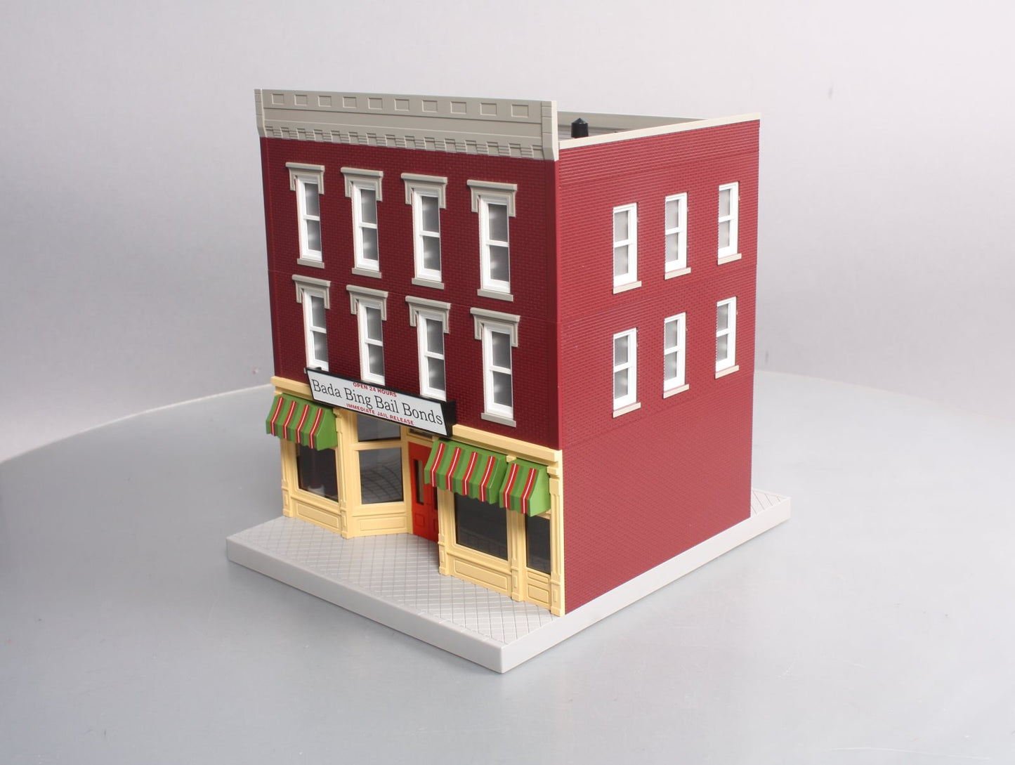 MTH 30-90597 Bada Bing Bail Bonds 3-Story City Building