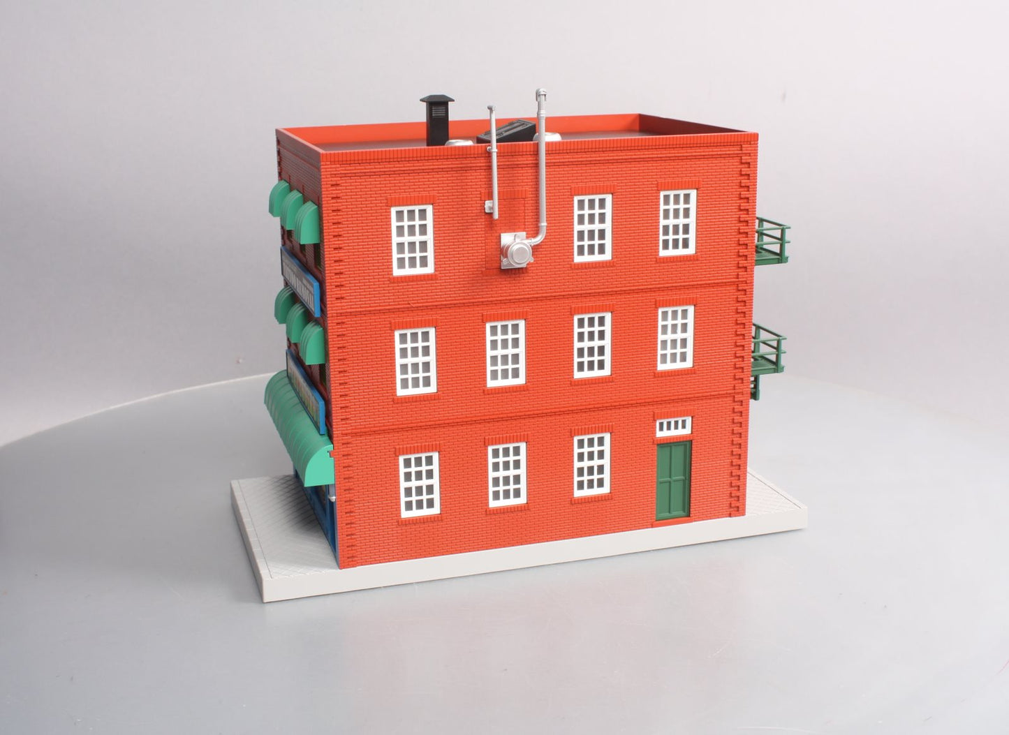 MTH 30-90566 Tattooing/What Were You Inking Tattoo Removal 3-Story City Building