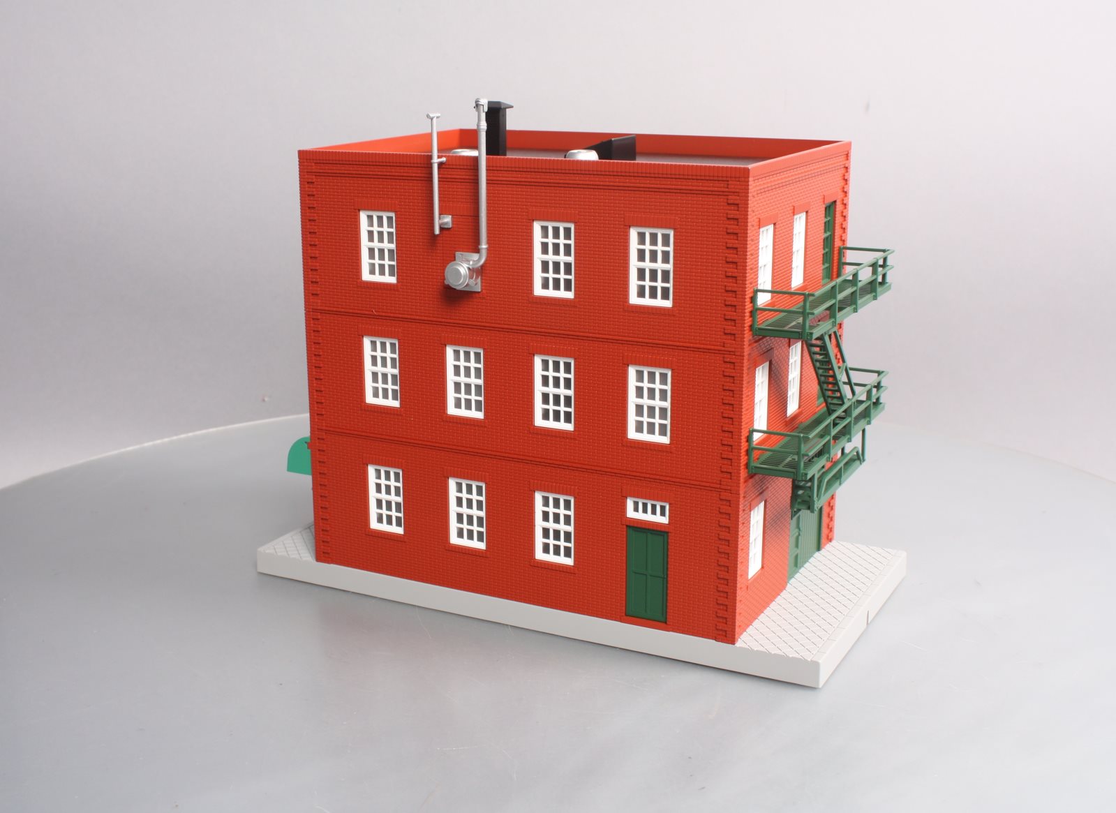 MTH 30-90566 Tattooing/What Were You Inking Tattoo Removal 3-Story City Building