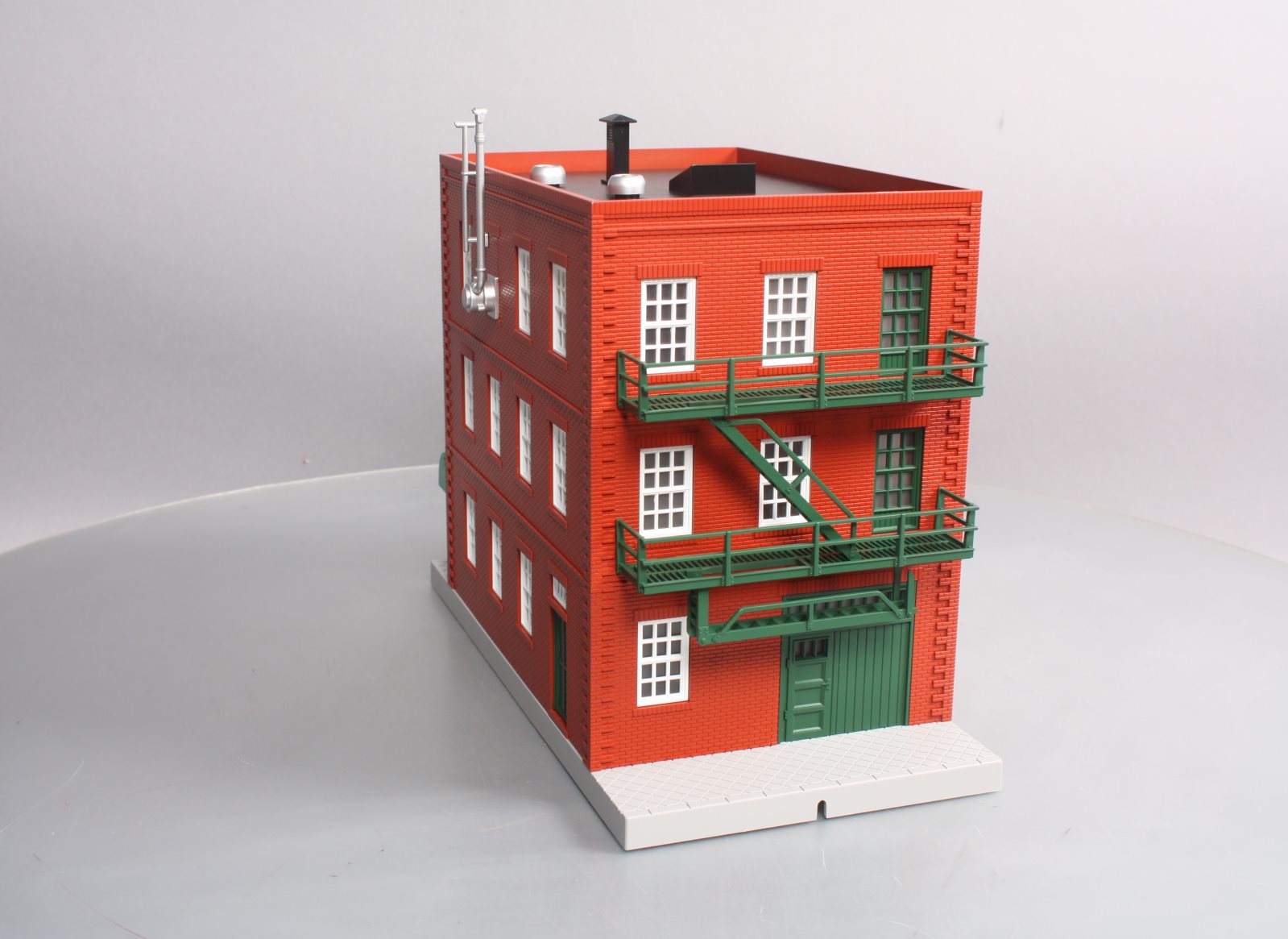 MTH 30-90566 Tattooing/What Were You Inking Tattoo Removal 3-Story City Building