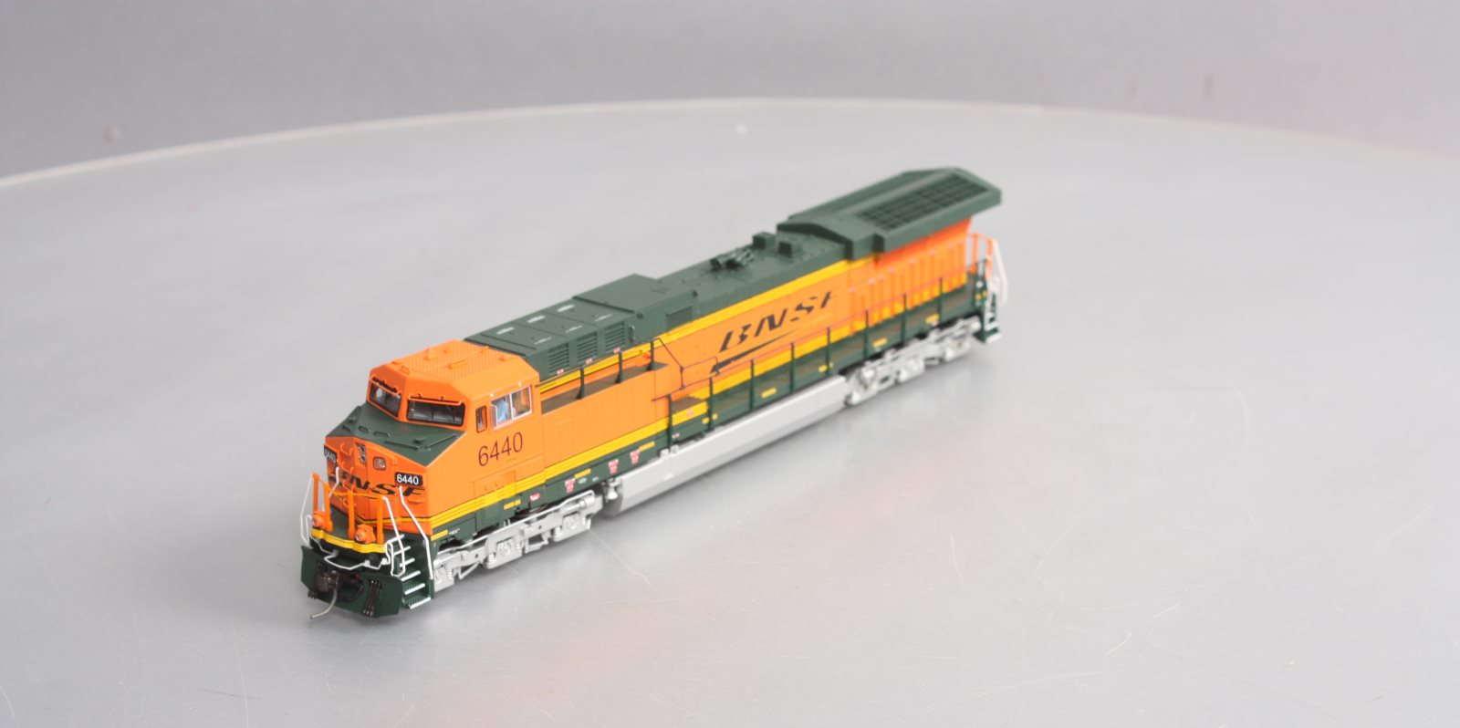 Broadway Limited 2463 HO BNSF Railway GE AC6000CW #6440 w Paragon2™ (DCC)