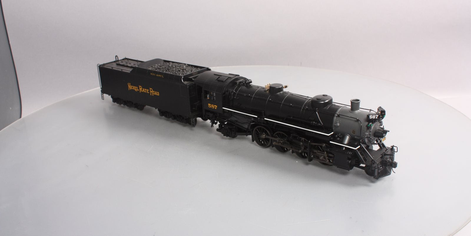 Lionel 6-84532 O Nickel Plate Road Light 2-8-2 Steam Locomotive #587 w/LEGACY