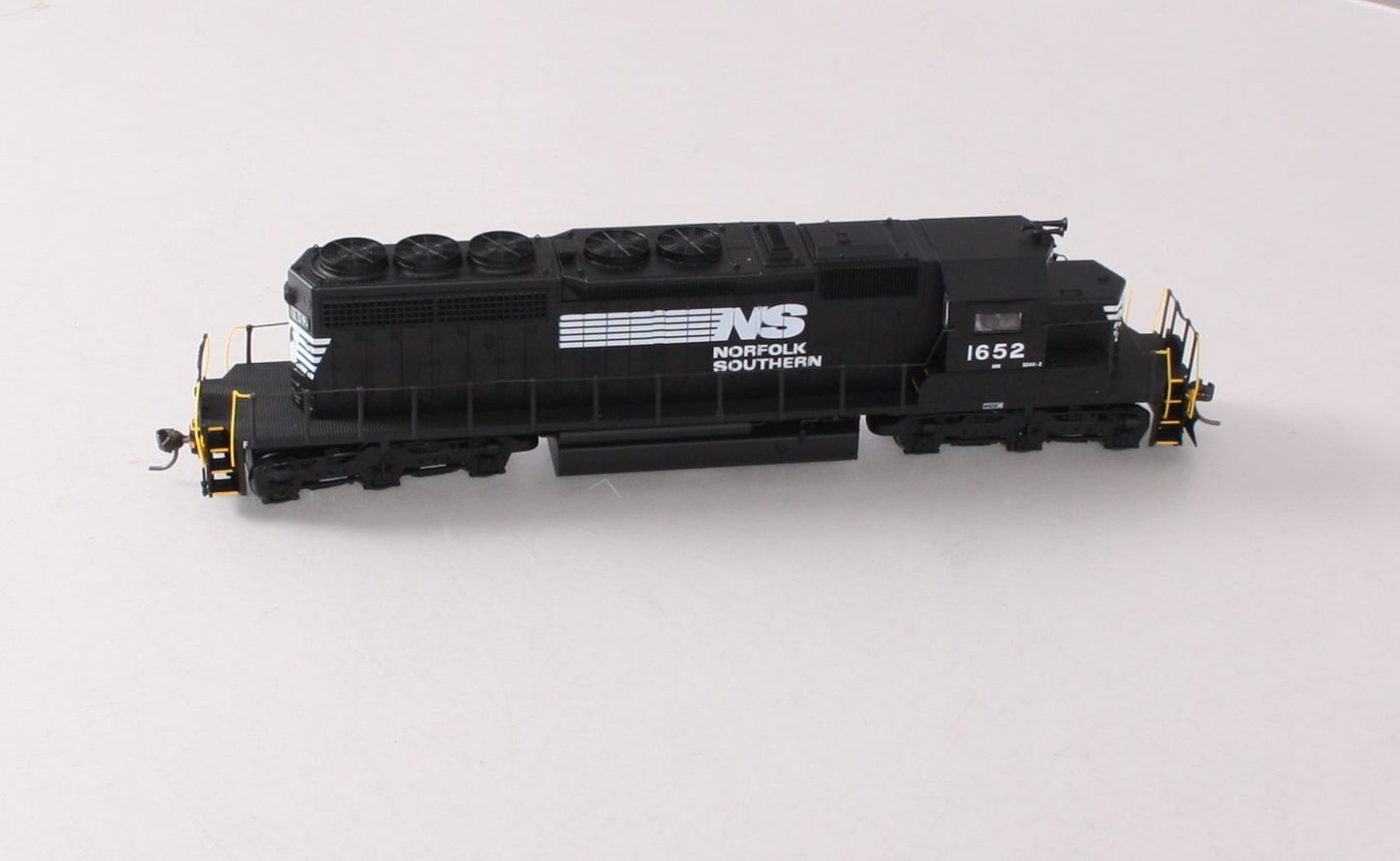 Broadway Limited 398 HO Norfolk Southern Diesel EMD SD40-2 #1652 w Paragon™(DCC)