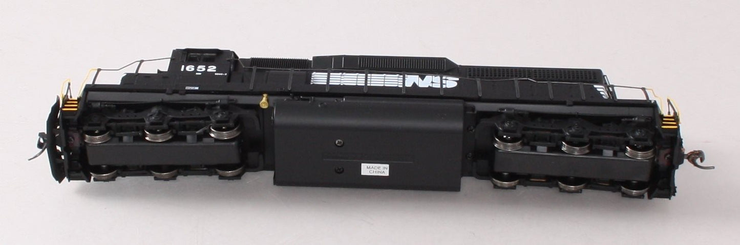 Broadway Limited 398 HO Norfolk Southern Diesel EMD SD40-2 #1652 w Paragon™(DCC)
