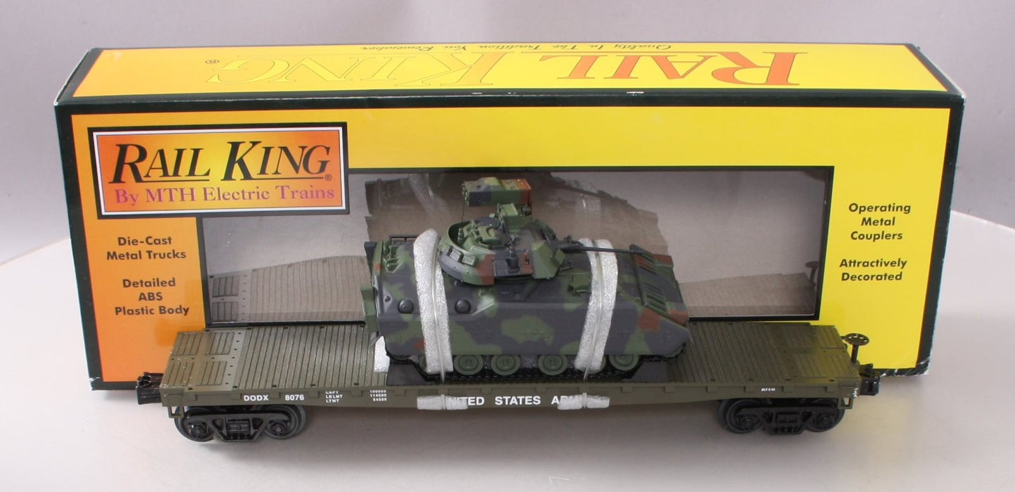 MTH 30-76807 U.S. Army Flatcar with Bradley Fighting Vehicles #8076