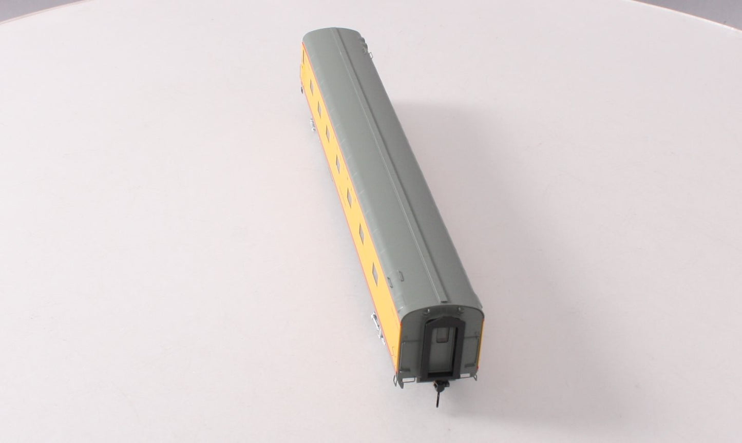 Walthers 920-9559 HO Union Pacific Ocean Sunset 85' P-S 5-2-2 Sleeper