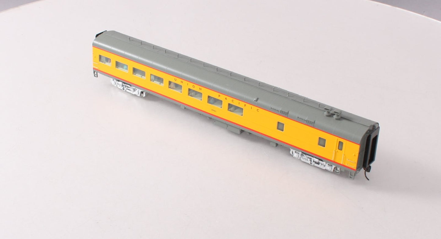 Walthers 920-9554 HO Union Pacific 85' ACF Cafe-Lounge Passenger Car  #5001