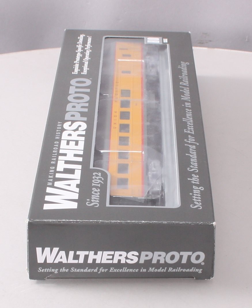 Walthers 920-9554 HO Union Pacific 85' ACF Cafe-Lounge Passenger Car  #5001