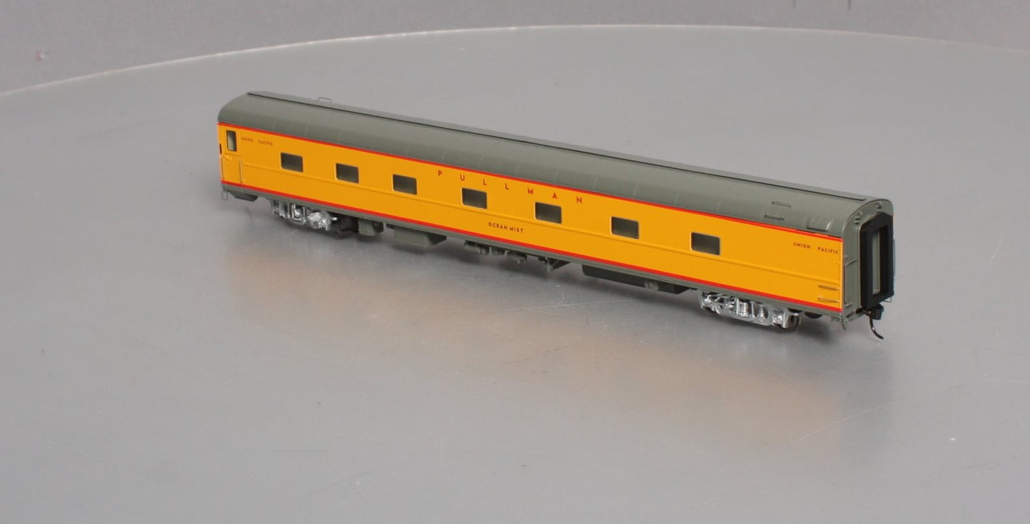 Walthers 920-9569 HO Union Pacific Ocean Mist 85' 5-2-2 Sleeper