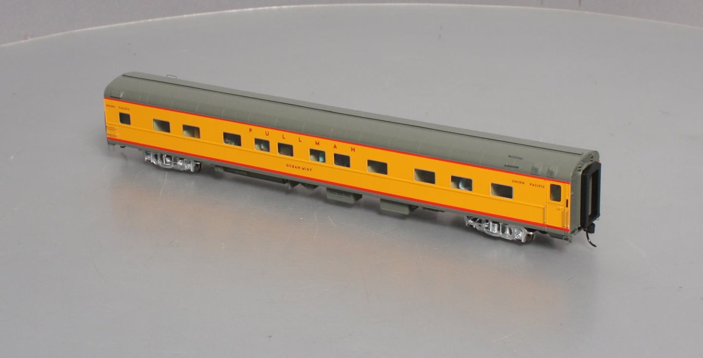 Walthers 920-9569 HO Union Pacific Ocean Mist 85' 5-2-2 Sleeper