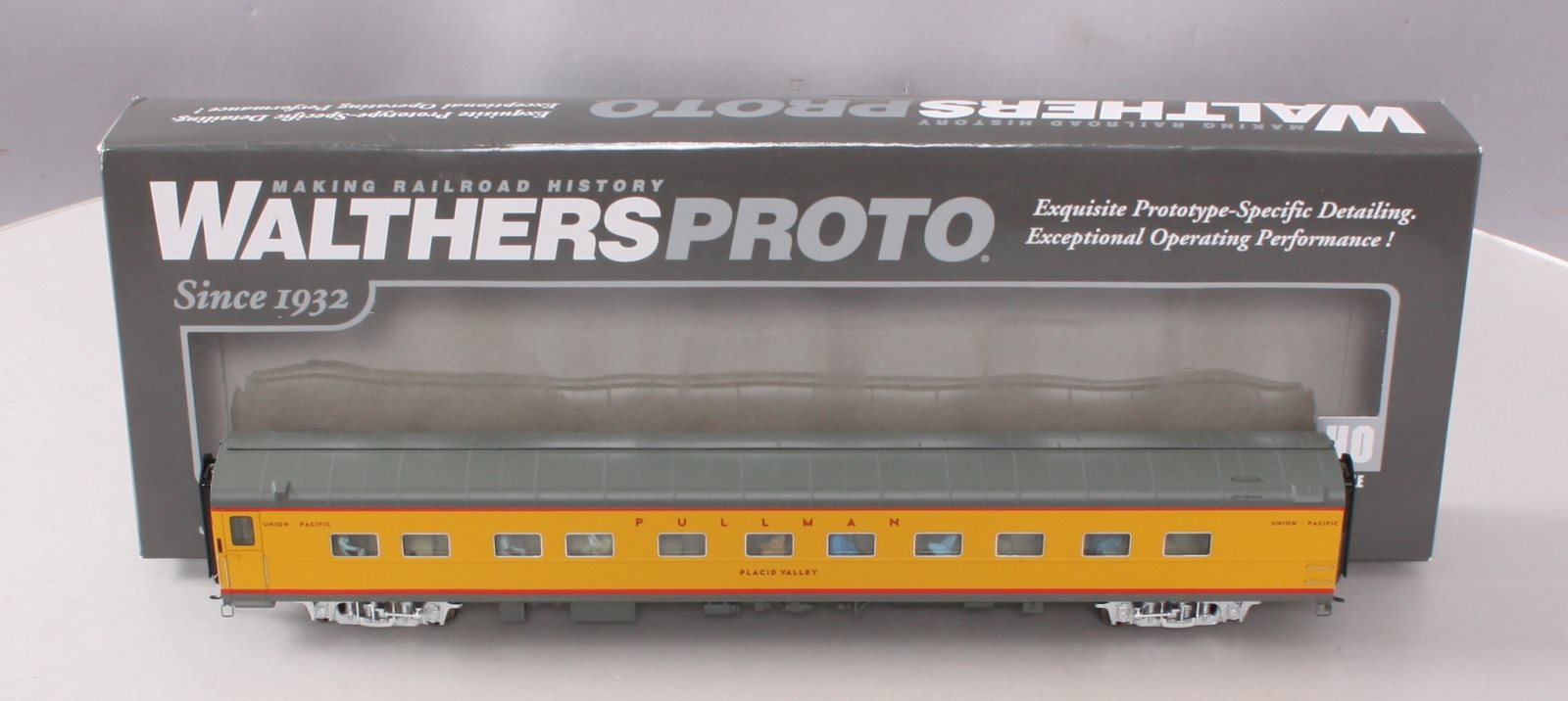 Walthers 920-9558 HO Union Pacific Placid Valley 85' P-S 11-DB Sleeper