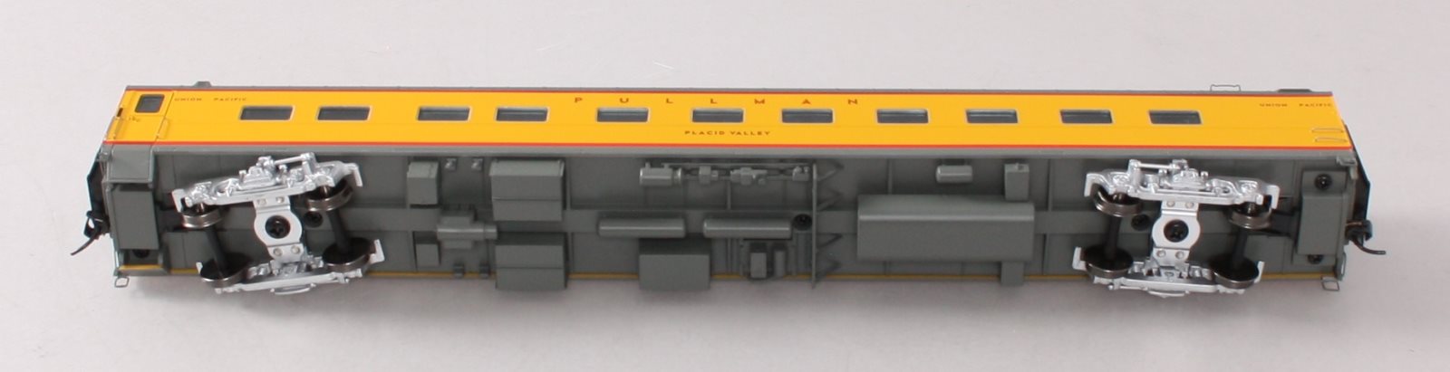Walthers 920-9558 HO Union Pacific Placid Valley 85' P-S 11-DB Sleeper