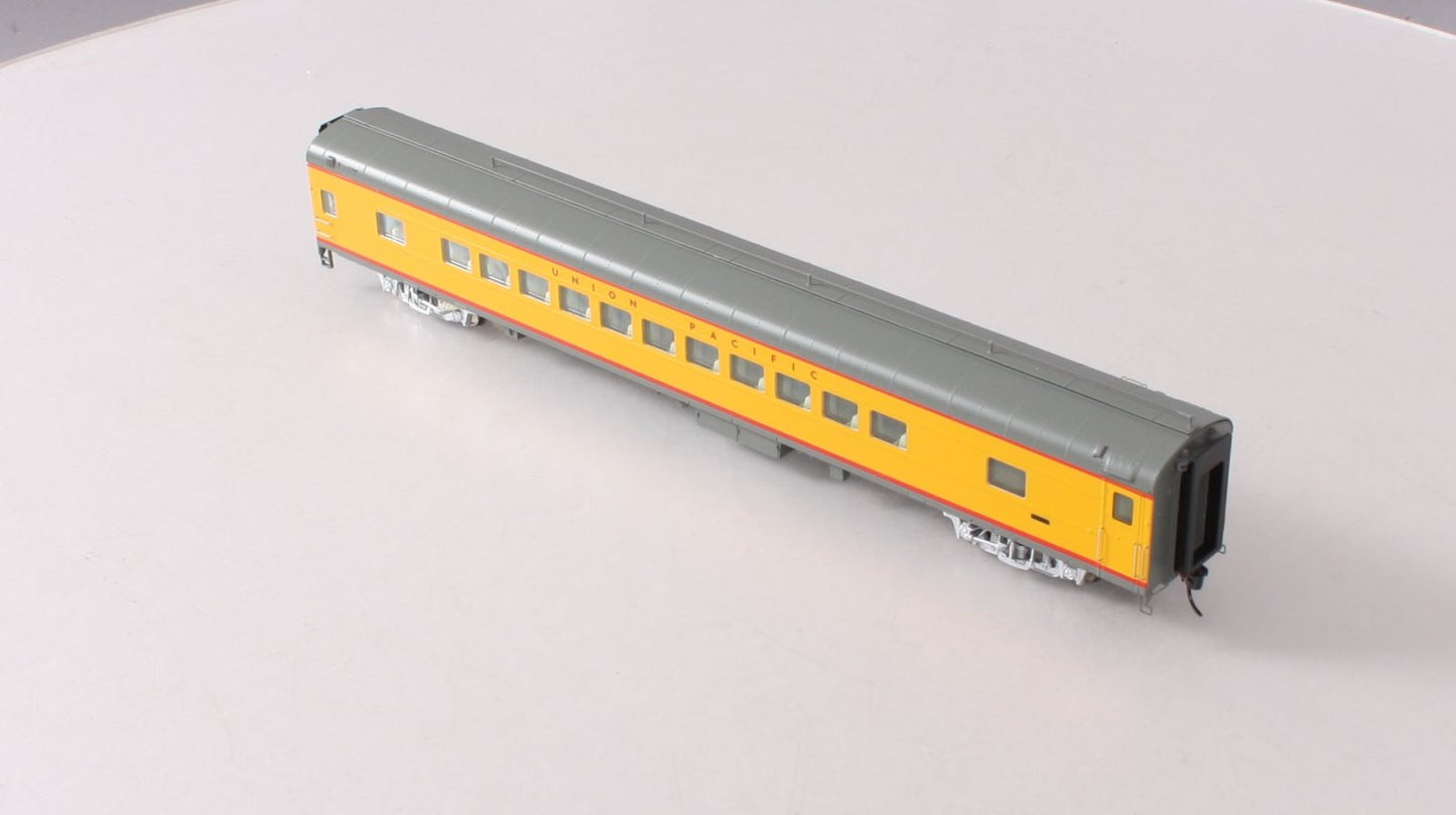 Walthers 920-9532 HO Union Pacific 85' ACF 44-Seat Coach