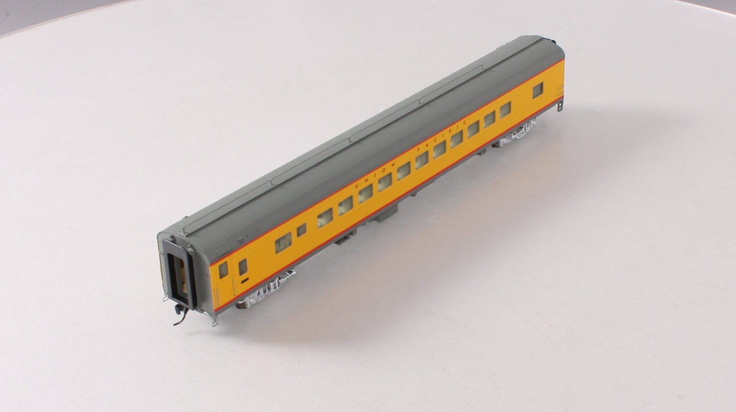 Walthers 920-9532 HO Union Pacific 85' ACF 44-Seat Coach