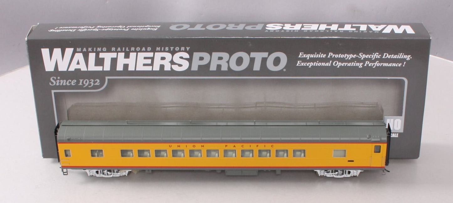 Walthers 920-9532 HO Union Pacific 85' ACF 44-Seat Coach