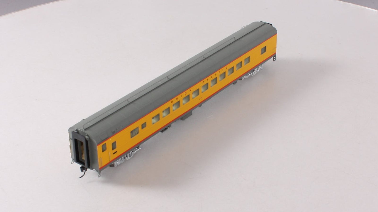 Walthers 920-9542 HO Union Pacific 85' ACF 44-Seat Coach #5458