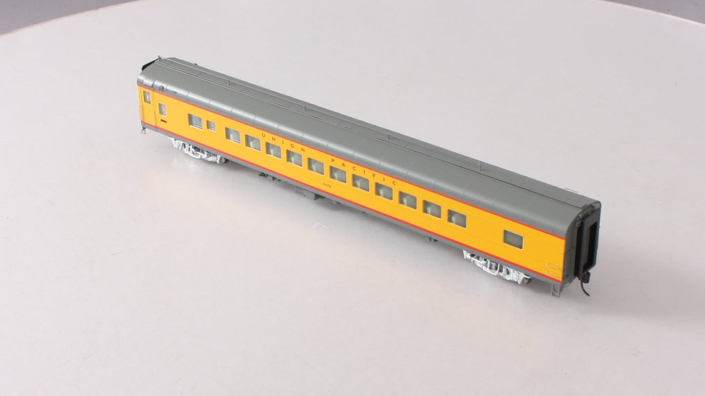 Walthers 920-9542 HO Union Pacific 85' ACF 44-Seat Coach #5458