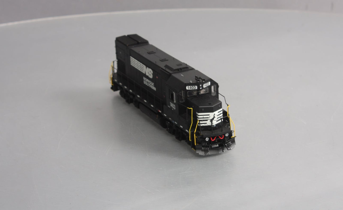 Athearn G68012 HO Scale Norfolk Southern GP15-1 Diesel Locomotive #1403