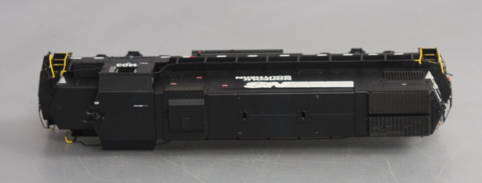 Athearn G68012 HO Scale Norfolk Southern GP15-1 Diesel Locomotive #1403