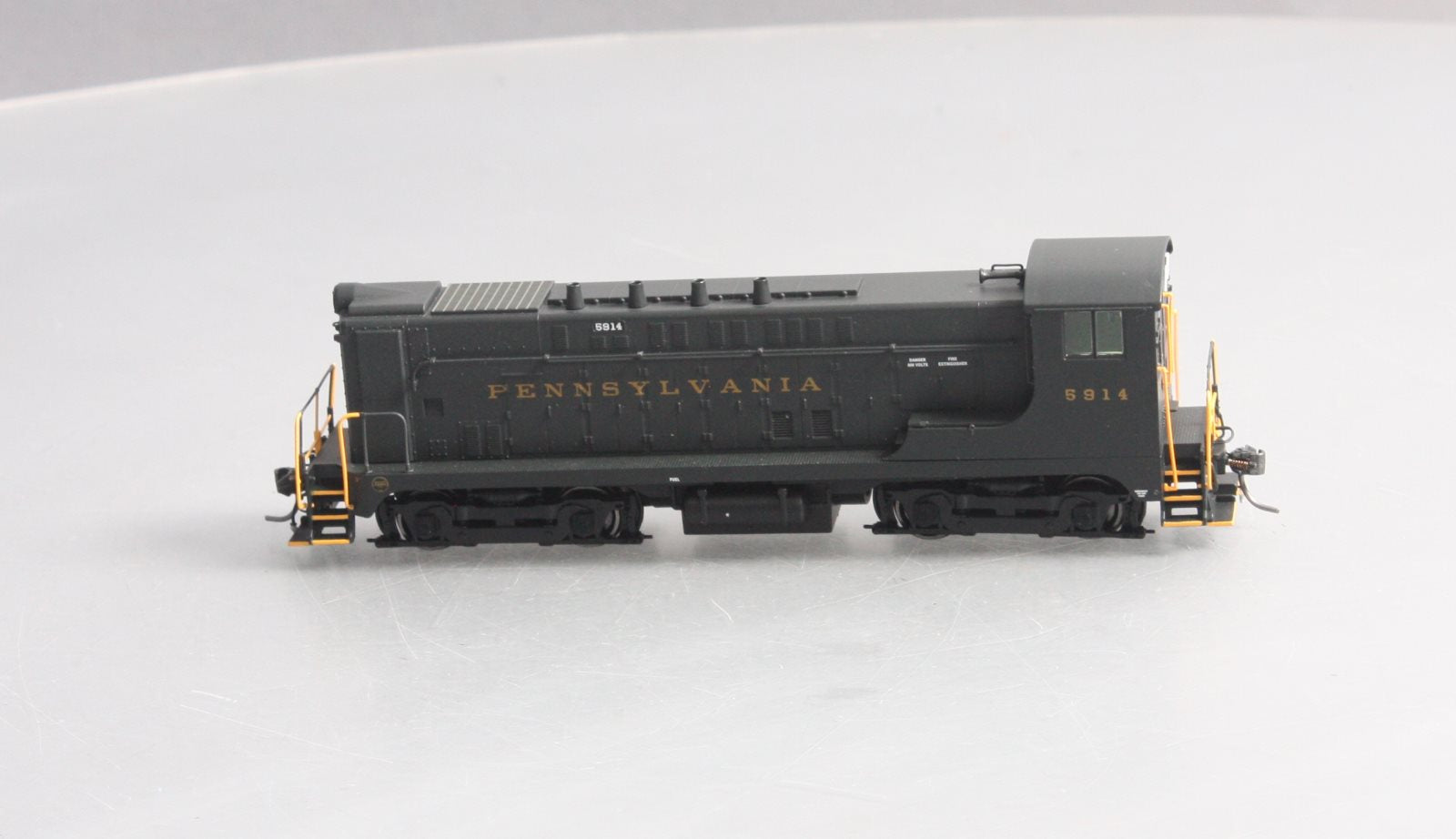 Bowser 24244 HO Pennsylvania Railroad Baldwin VO-1000 with LokSound & DCC #5914