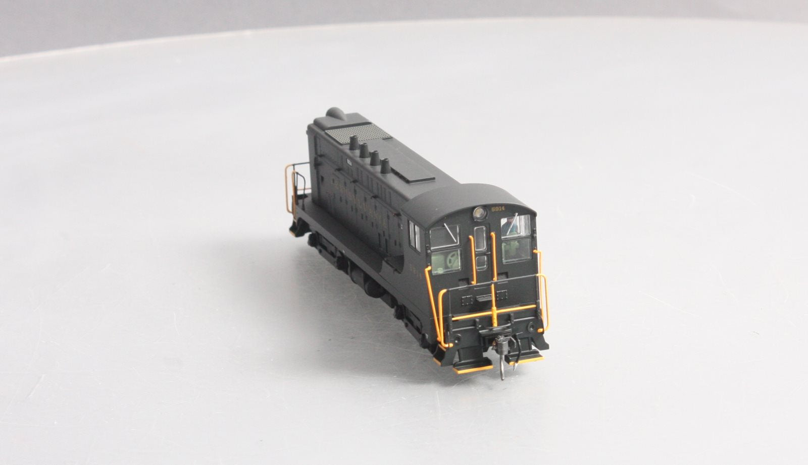 Bowser 24244 HO Pennsylvania Railroad Baldwin VO-1000 with LokSound & DCC #5914