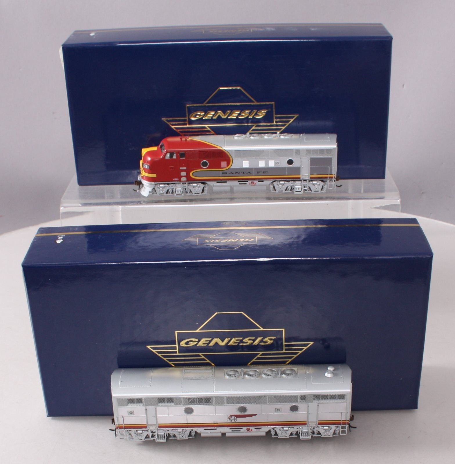 Athearn G22633 HO Santa Fe F3 A/B Passenger with DCC & Sound #26L/#26A