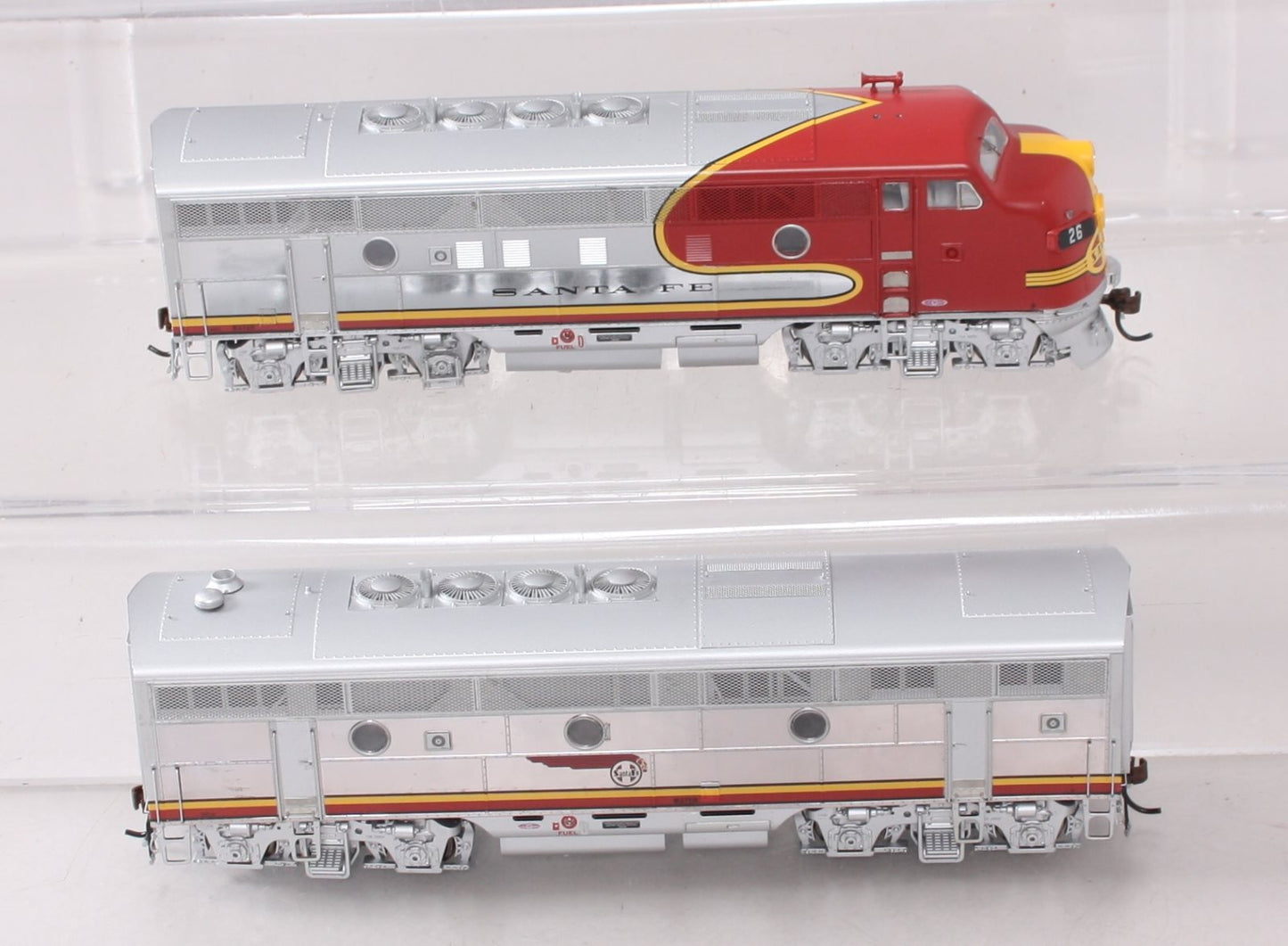 Athearn G22633 HO Santa Fe F3 A/B Passenger with DCC & Sound #26L/#26A