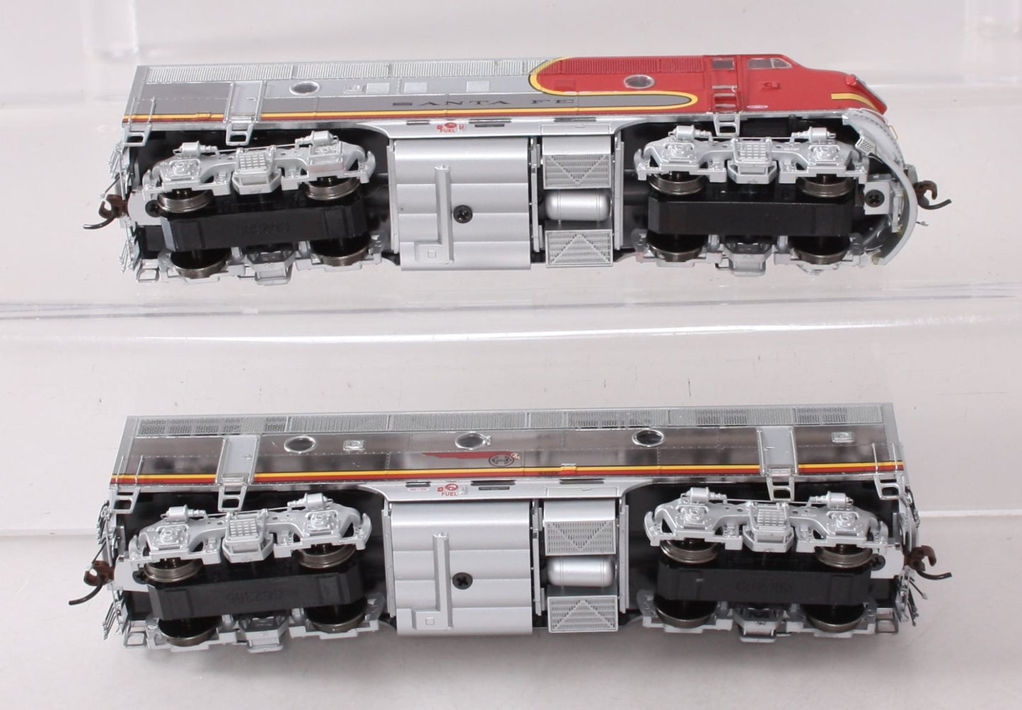 Athearn G22633 HO Santa Fe F3 A/B Passenger with DCC & Sound #26L/#26A