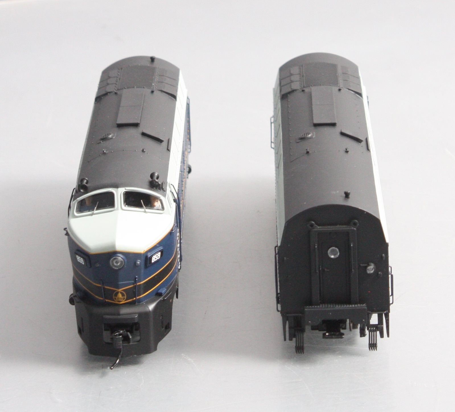 Broadway Limited 5754 HO Baltimore & Ohio Sharknose RF-16 A/B Diesel Loco