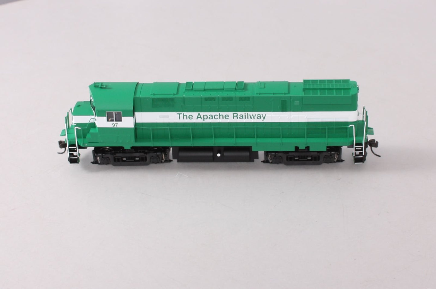 Atlas 9404 HO Apache C-424 Diesel Locomotive #97