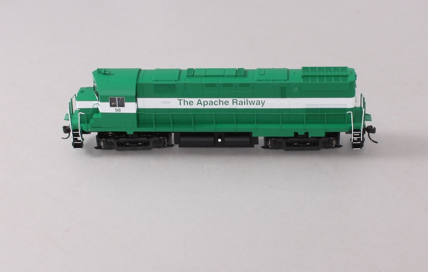 Atlas 9405 HO Apache C-424 Diesel Locomotive #98