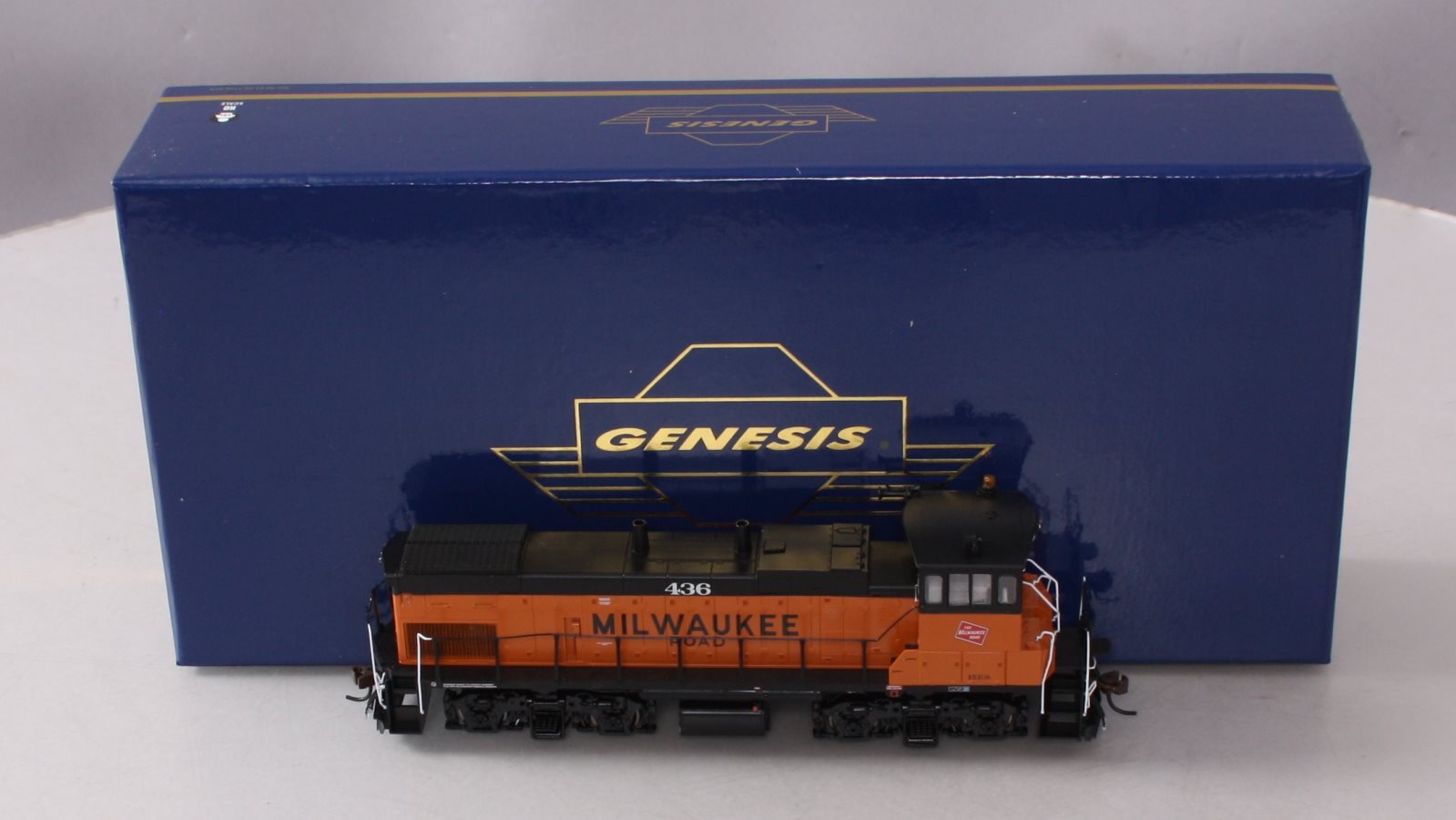 Athearn G66101 Milwaukee Road MP15AC Diesel Locomotive #436 – Trainz
