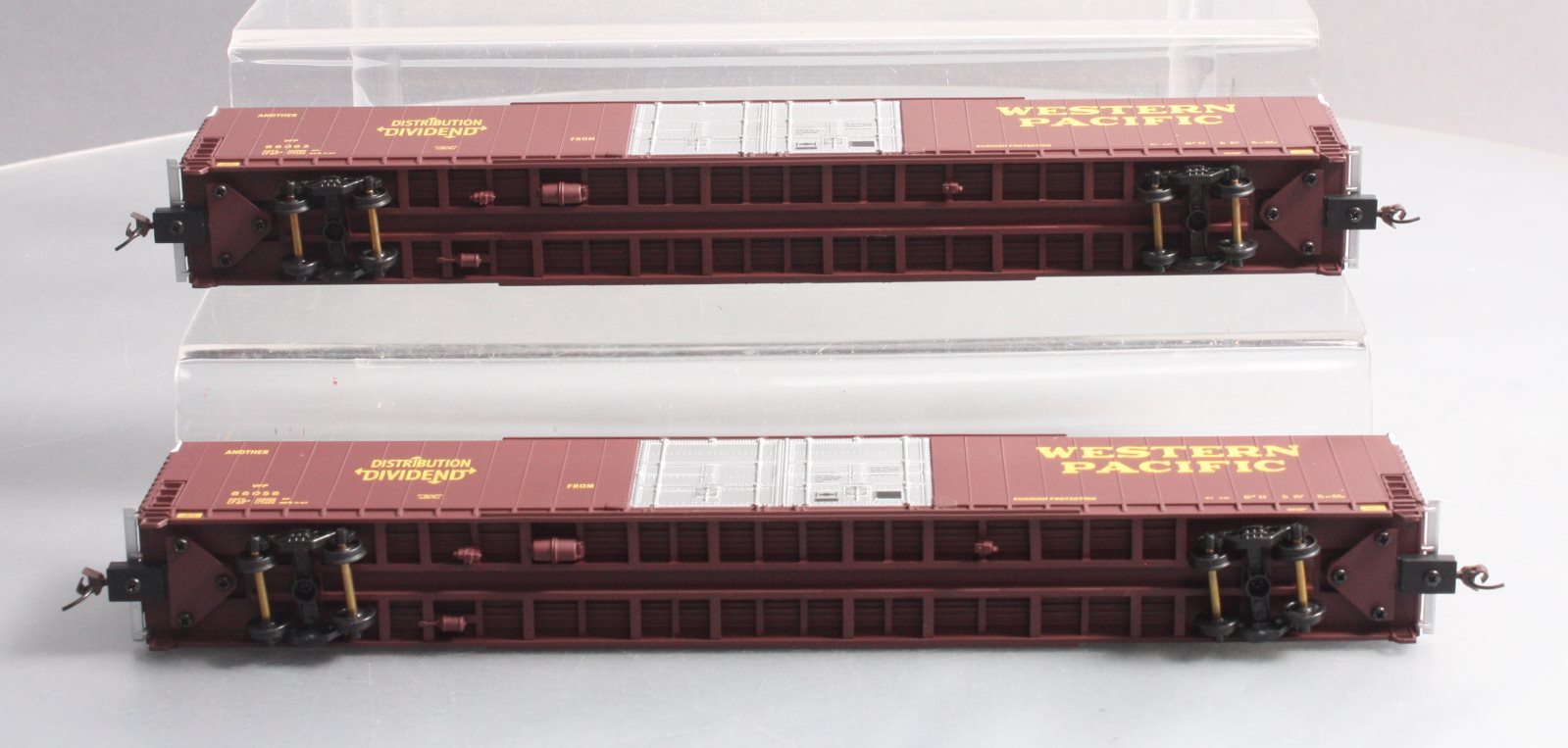 Walthers 932-23506 HO Western Pacific PS 86' Hi-Cube 4-Door Boxcar (Set of 2)