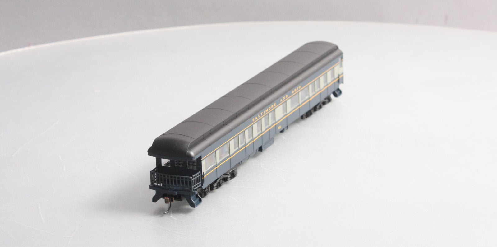 Bachmann 13803 HO Baltimore & Ohio 72' Heavyweight Observation Car #901