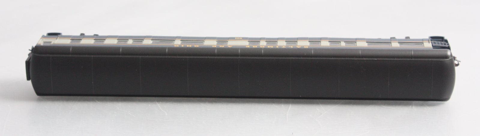 Bachmann 13803 HO Baltimore & Ohio 72' Heavyweight Observation Car #901