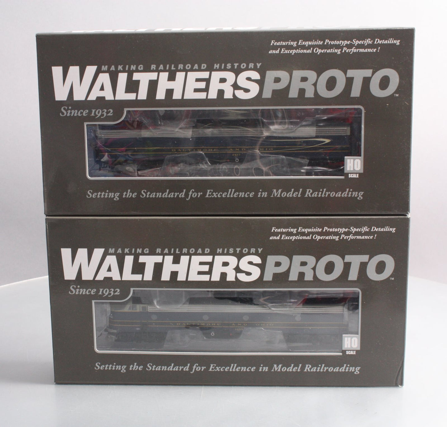 Walthers 920-48369 HO Baltimore & Ohio EMD E9A/E8Bm Standard DC #1455/2417