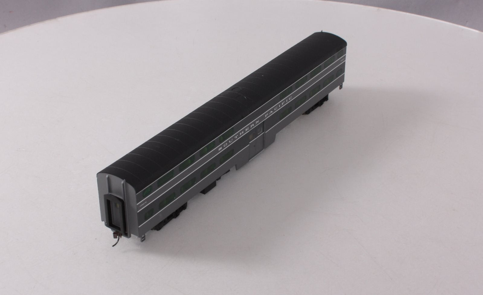 Walthers 932-5971 HO Southern Pacific PS Commuter Car