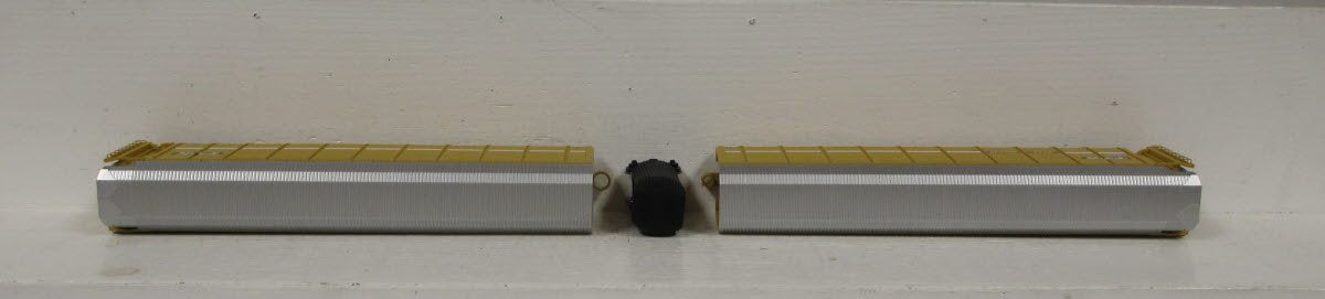 Atlas 20000241 HO Scale Union Pacific Articulated Auto Carrier #880008