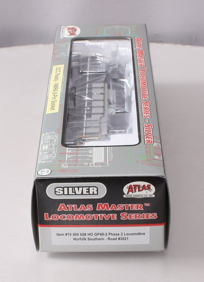 Atlas 10000658 HO Scale Norfolk Southern GP40-2 Phase 2 Diesel Locomotive #3021